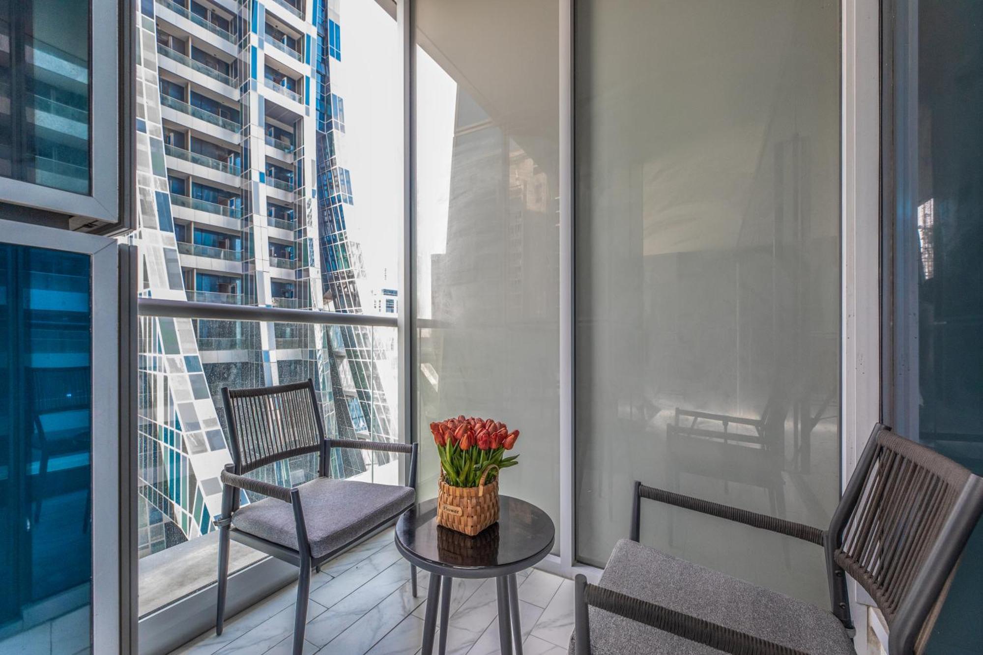 Simply Comfort In J One Tower Dubai Exterior foto